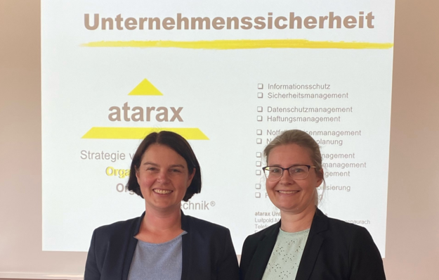 Frau Keller und Frau Dr. Philipp Atarax